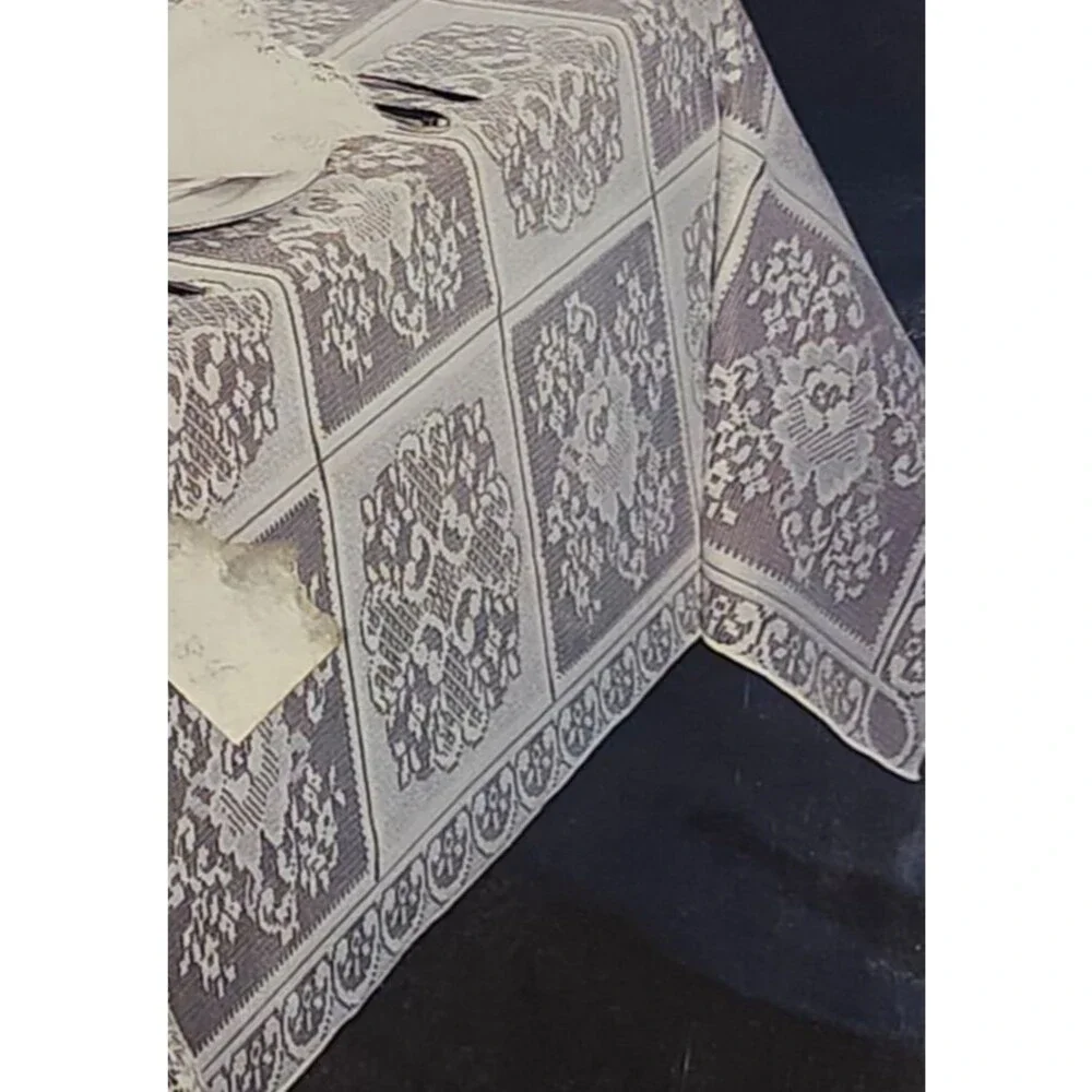 Vintage Lorraine Linens Floral Normandy Tablecloth Oblong 70